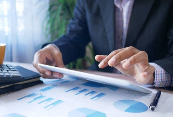 преимущества debt ebitda